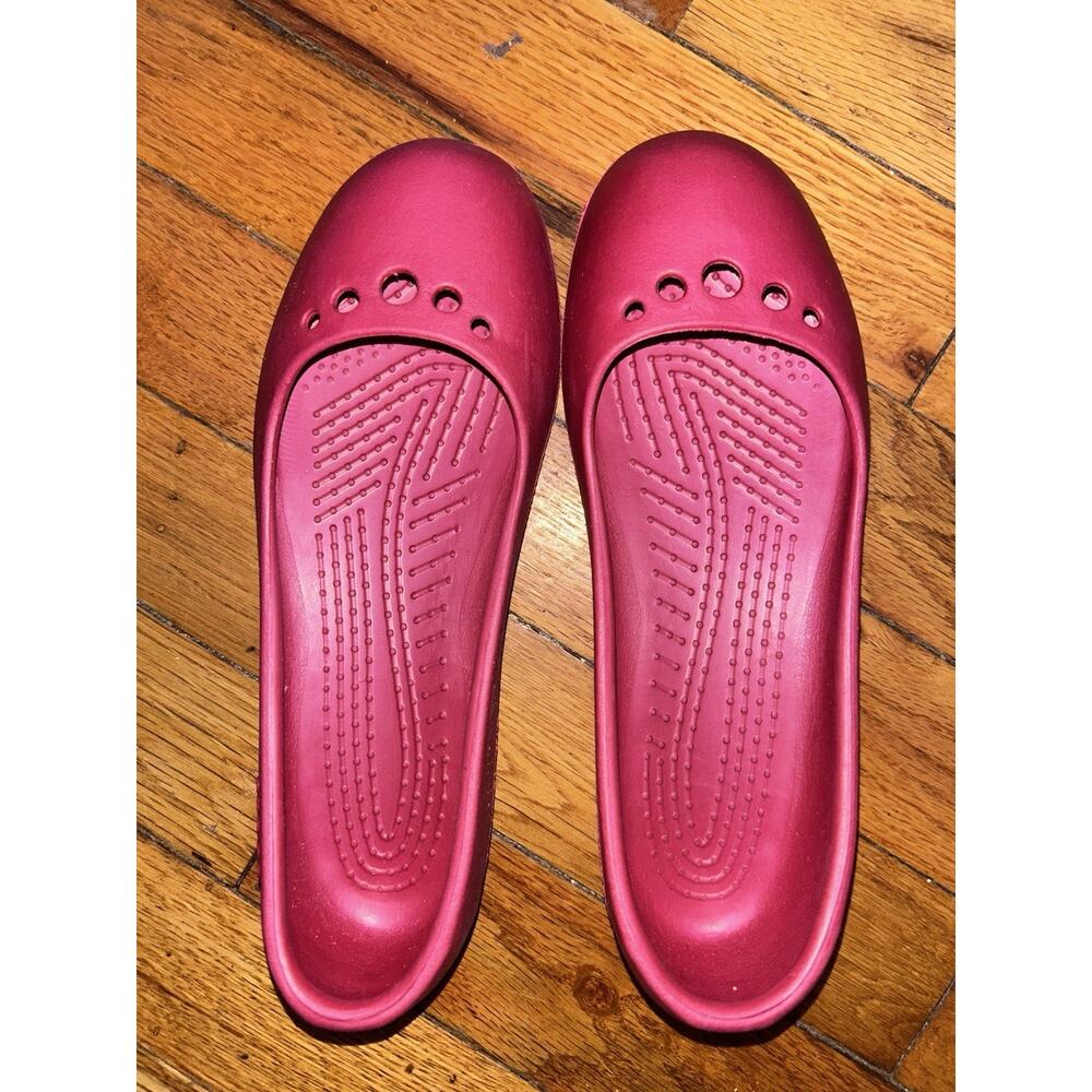 Croc Ballet Flats Size 5 Youth Girls Pink Slip On Comfort Shoes